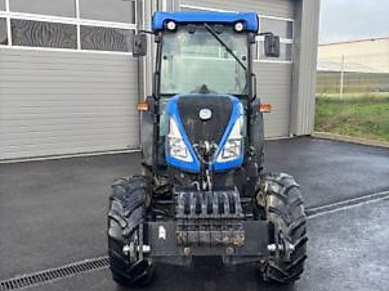 New Holland T4.90F