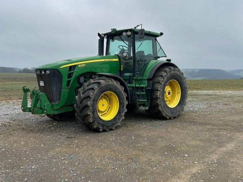 John Deere 8330 Getriebe neu.