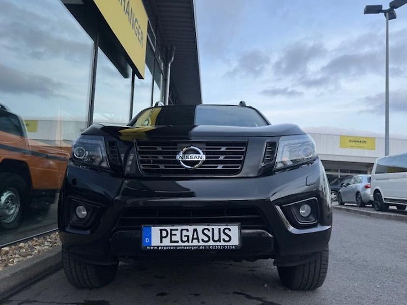 Nissan Navara NP300 N-Guard Double Cab 4x4 AHK 2.3 dCi PickUp