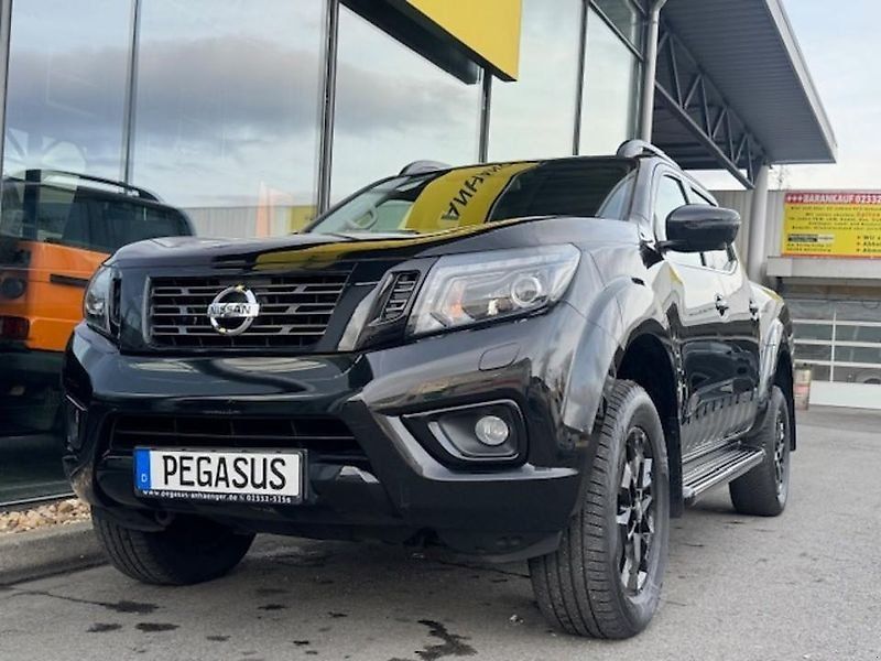 Nissan Navara NP300 N-Guard Double Cab 4x4 AHK 2.3 dCi PickUp