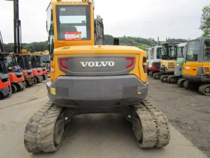 Volvo ECR88D Powertilt + hydr. Schnellwechsler + 3 L