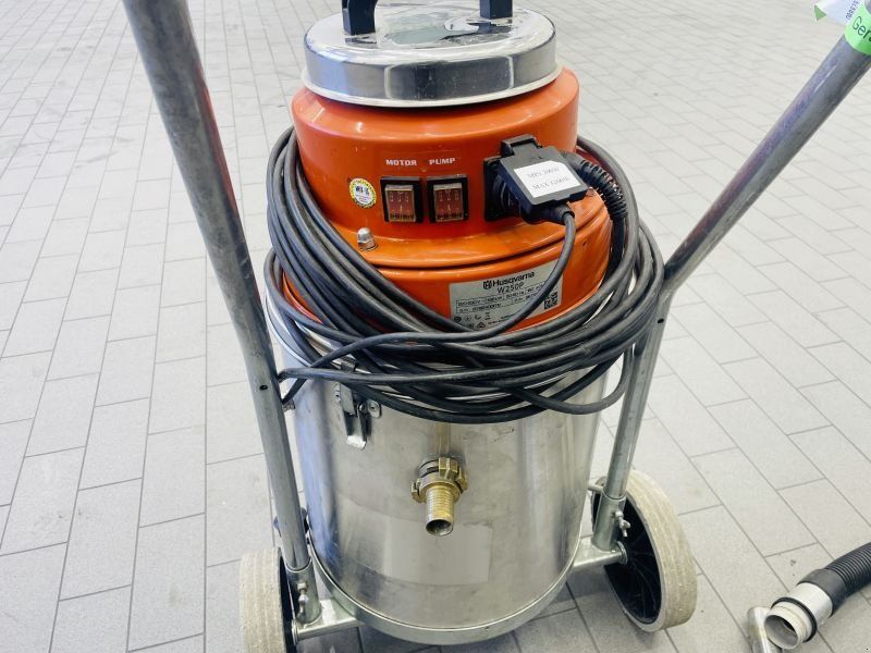 Husqvarna GEBR. WASSERSAUGER W250P