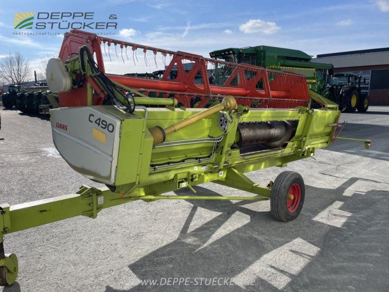 Claas Tucano 320 mit C490