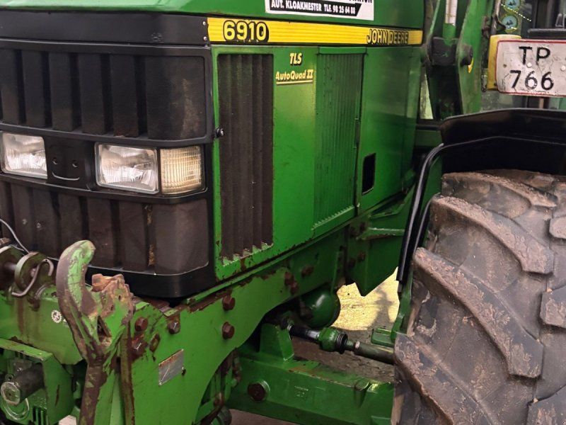 John Deere 6910 Auto Quad II-TLS