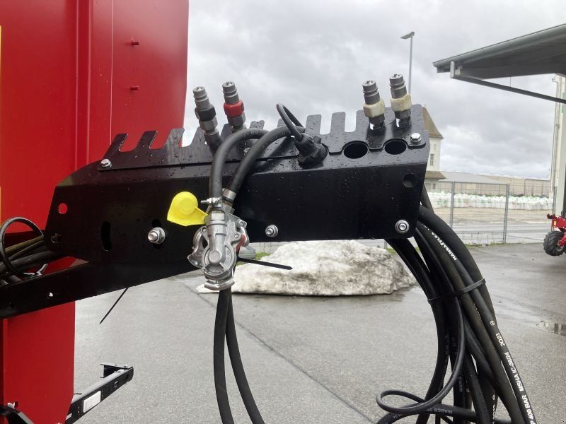 Krampe BIGBODY 650 CARRIER