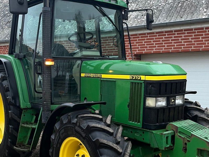 John Deere 6310