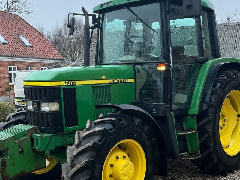 John Deere 6310