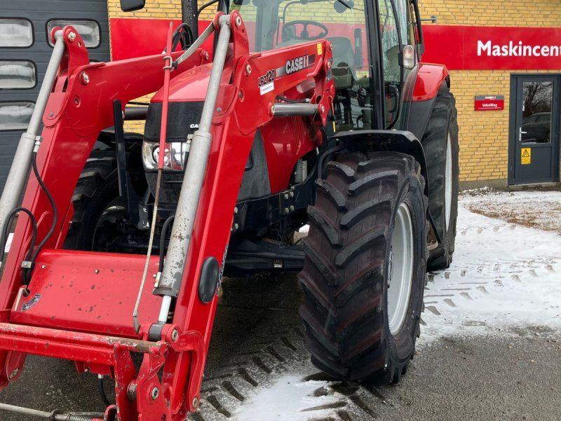 Case IH MAXXUM 115 med LRZ120 frontlæsser
