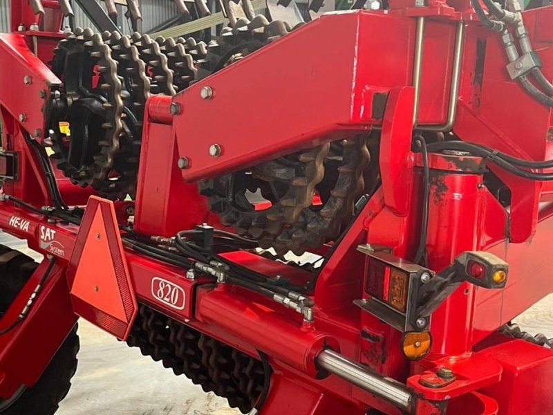 HE-VA TIP  820 Spring-Board + Hydr. Bremser