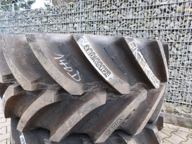 BKT 480/65R24