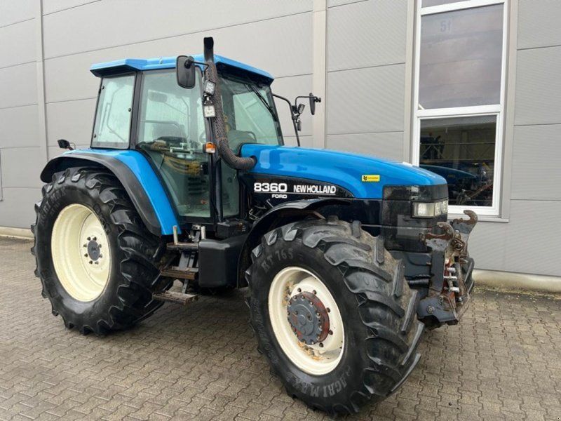New Holland 8360