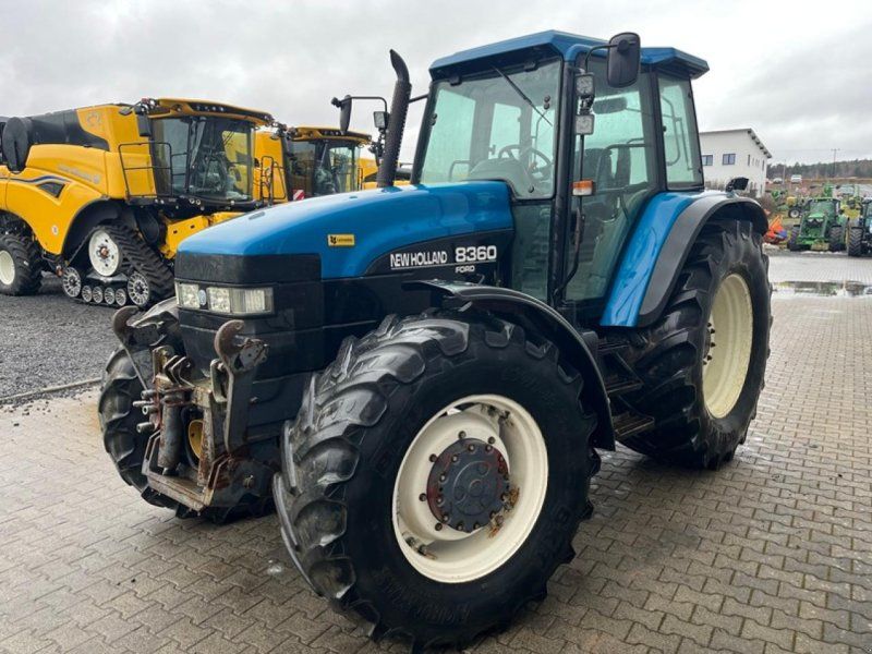 New Holland 8360