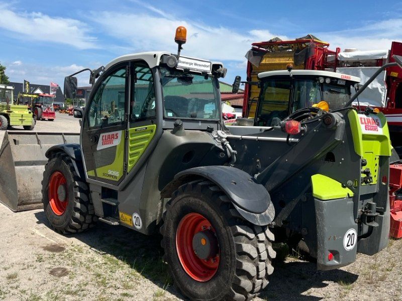 Claas SCORPION 9055