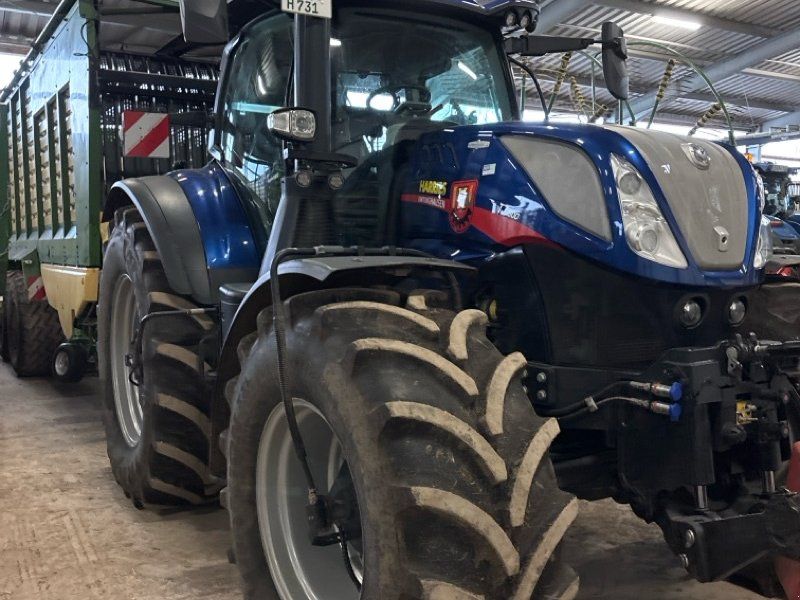 New Holland T 7.300 Auto Command