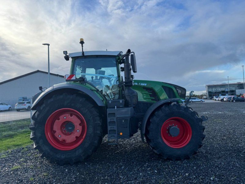 Fendt 828 Vario Profi Plus