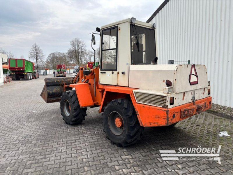 Schaeff SKL 851 + SCHAUFEL + PALETTENGABEL