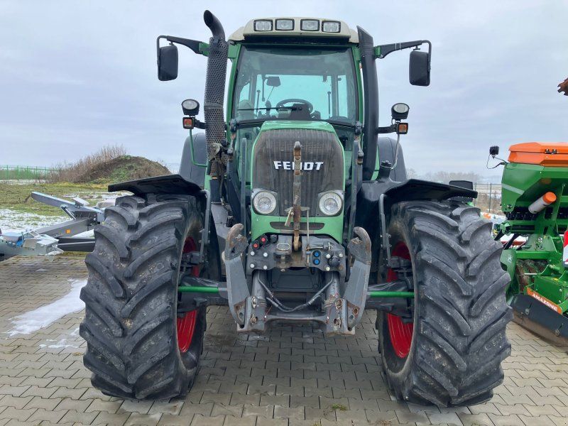 Fendt 820 Vario COM3