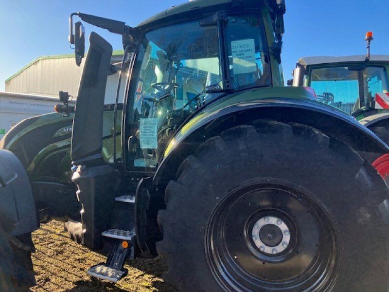 Valtra T 215 D