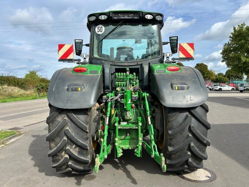 John Deere 6R 250