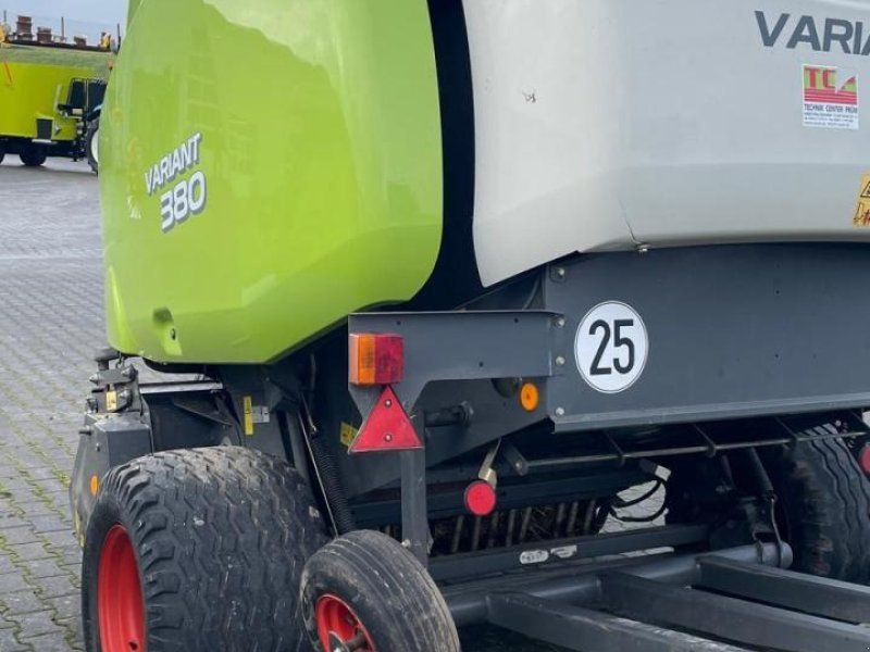 Claas Variant 380 RC