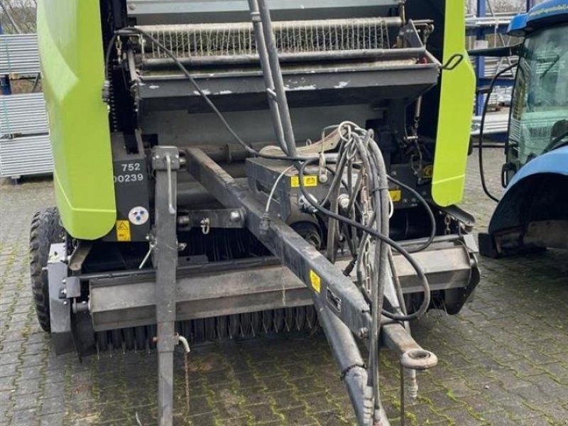 Claas Variant 380 RC