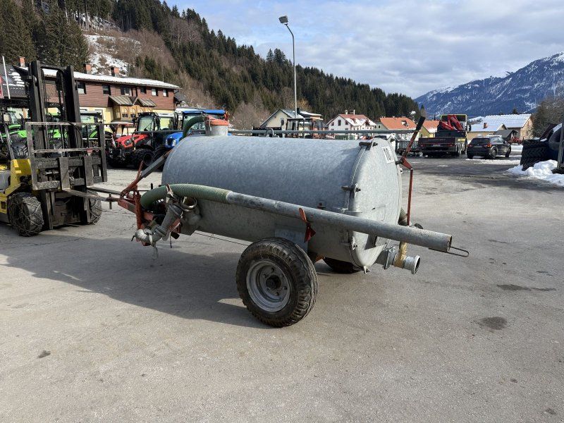 Bauer VB 22 Güllefass mit 2200l Fassungsvermögen