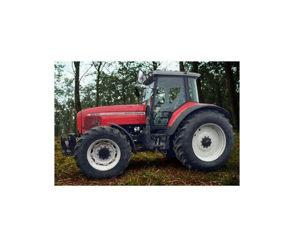 Massey Ferguson 8240