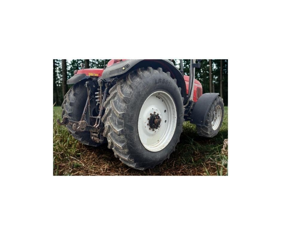 Massey Ferguson 8240