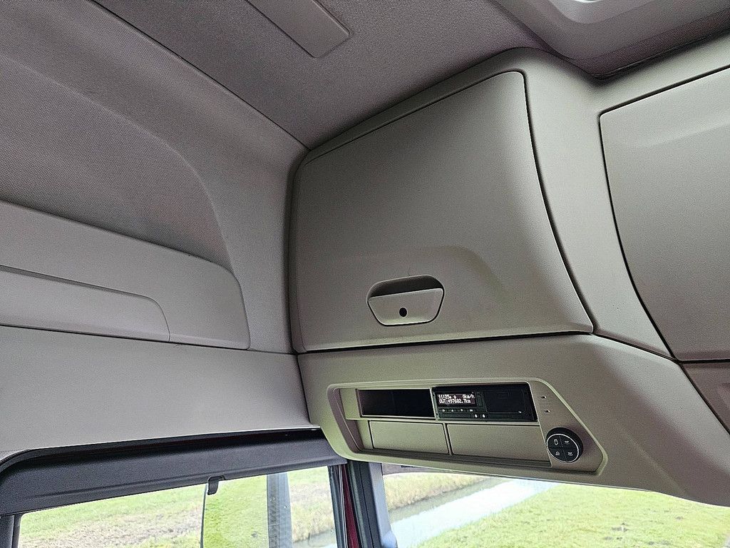 IVECO S-WAY AS440S48