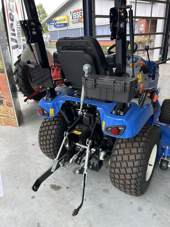 New Holland New Holland Boomer