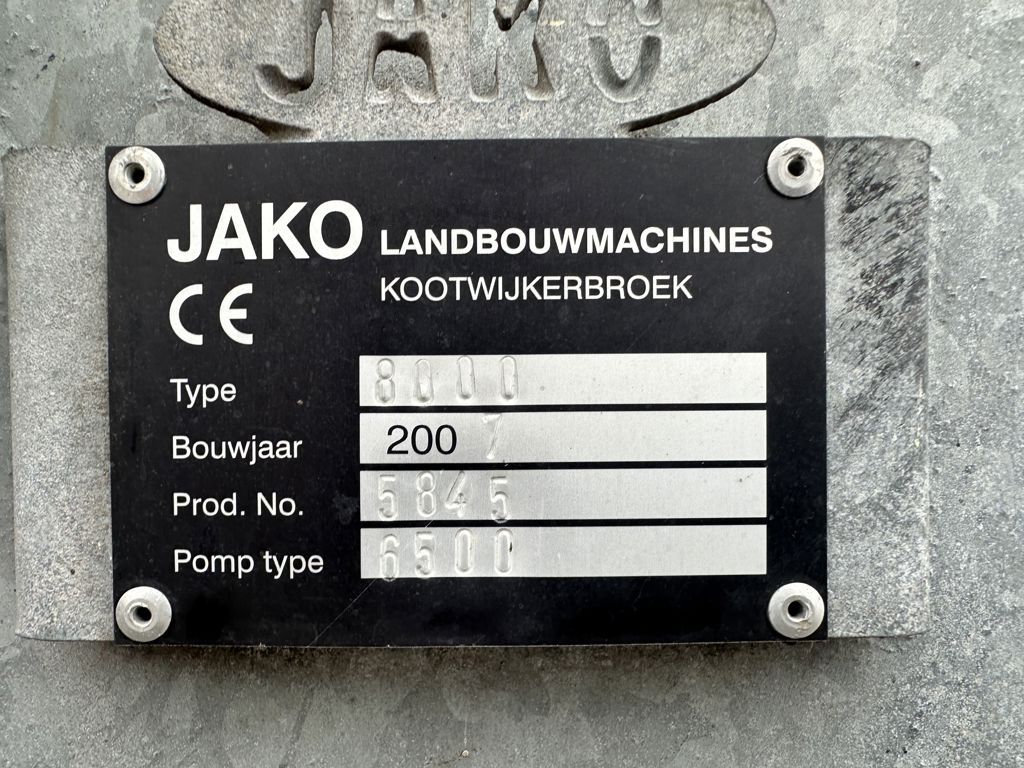 Jako 8000 tank