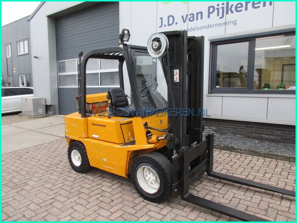 Yale / Junheinrich TFG30 3000kg + 3x hydrauliek