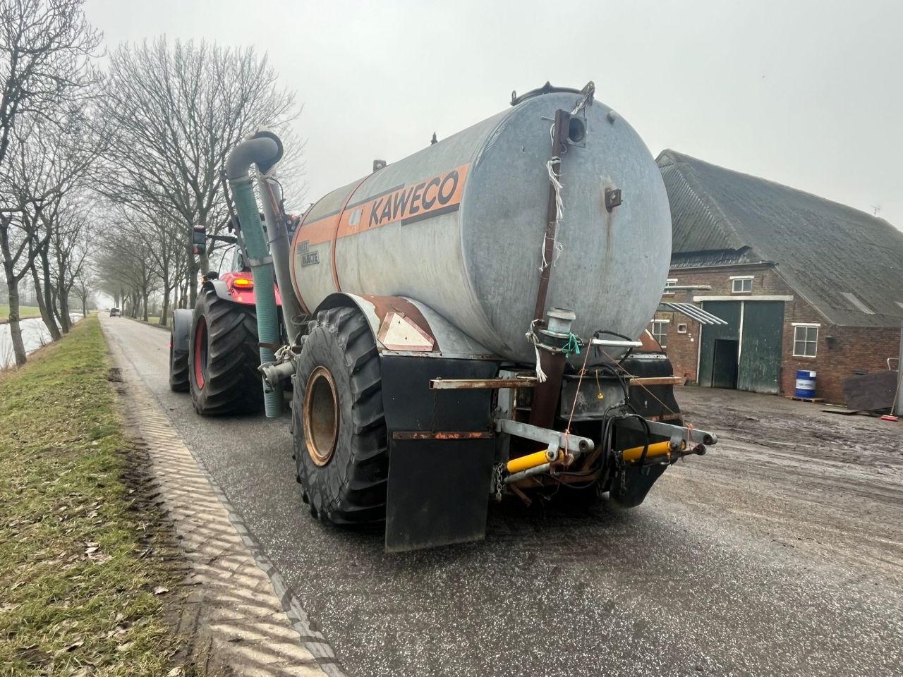 Kaweco 10500L Mesttank met zuigarm!