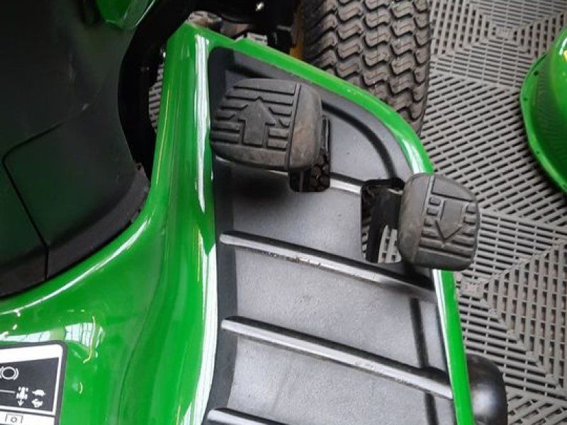 John Deere X350R Rasen