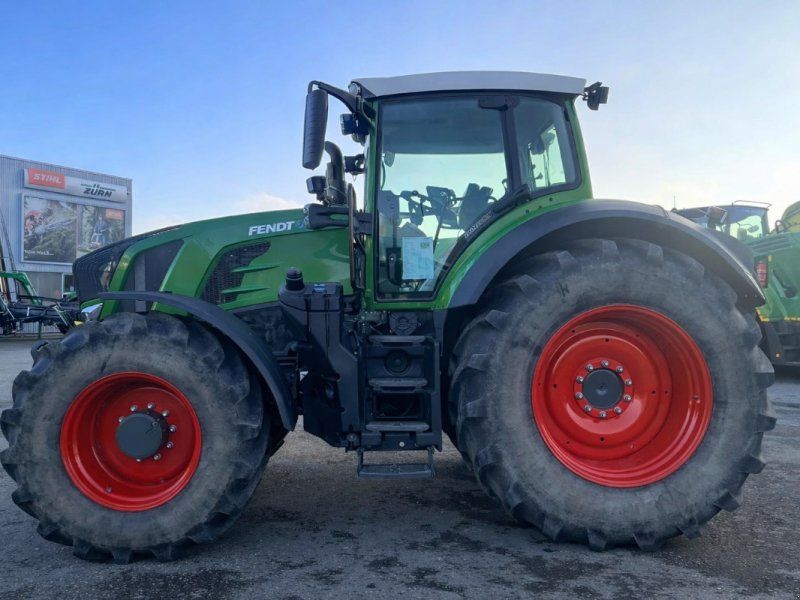 Fendt 828 VARIO S4 PROFI