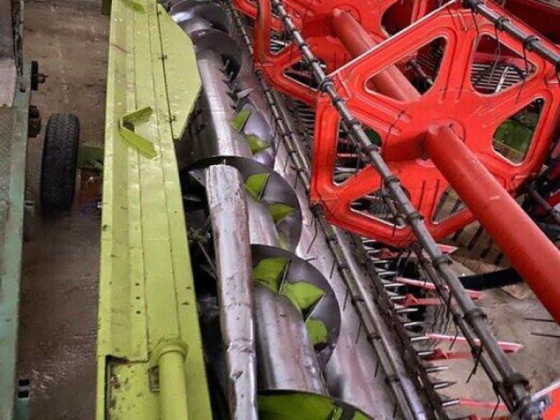 Claas Dominator 108 SL