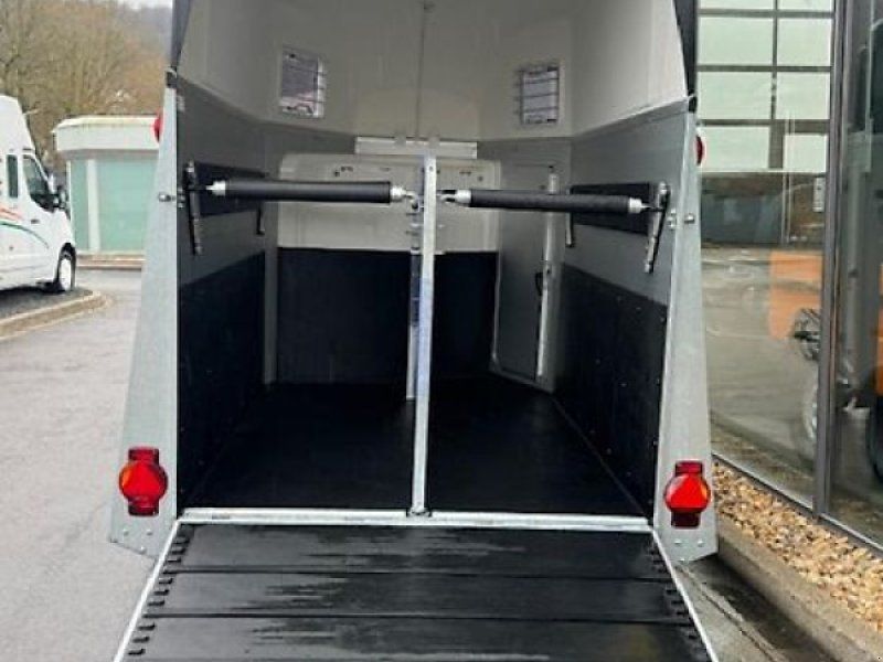 Humbaur Xanthos Aero 2-Pferde EZ:2025 1.Hd Alu 2,4t.