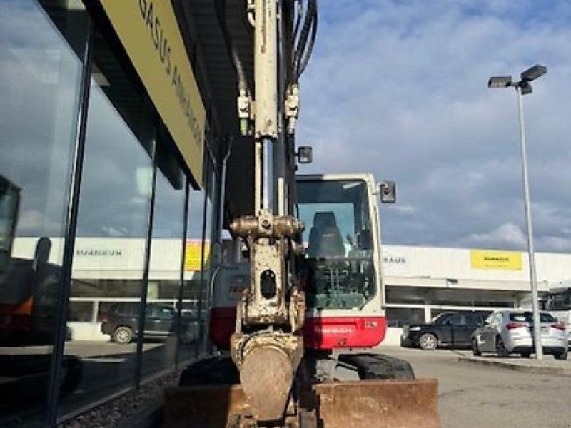 Takeuchi TB260 Kompaktbagger Powertilt MS- Aufnahme