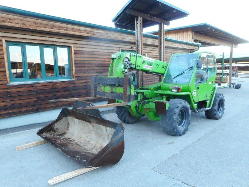Merlo P30.13 EVS ( 3t13m ) mit Schaufel und Gabel