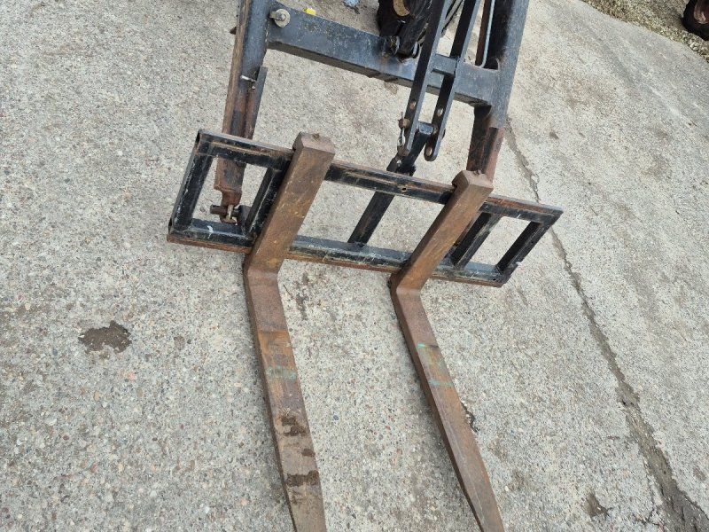 Case IH 423 + Frontlader