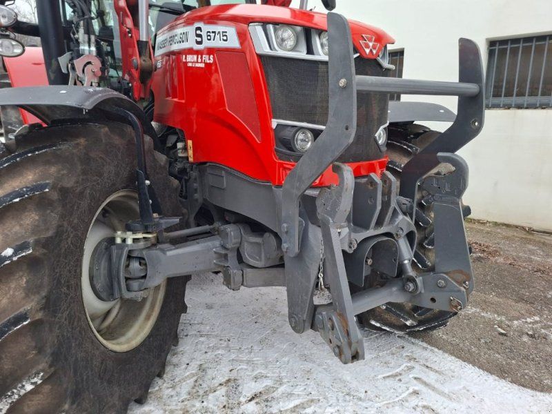 Massey Ferguson 6715S