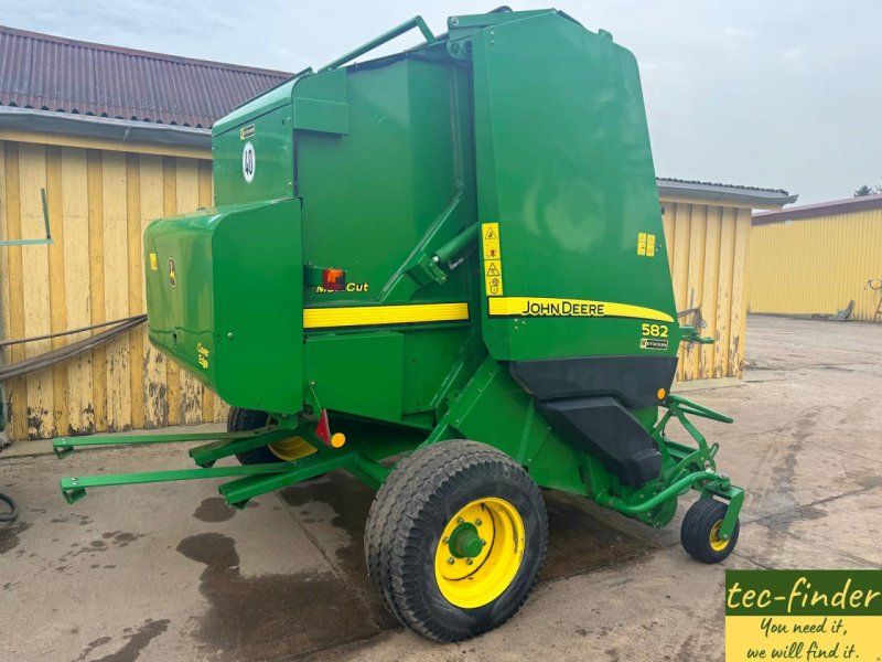 John Deere 582 MaxiCut