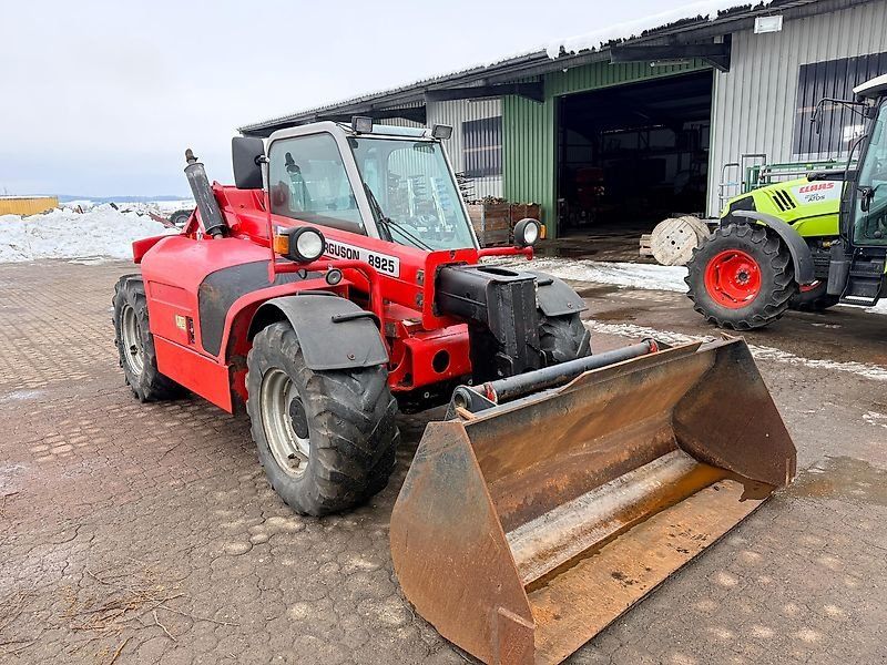 Massey Ferguson 8925 / Sambron 9255