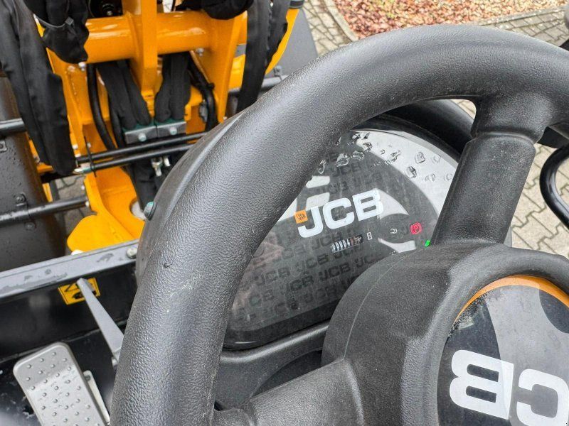 JCB 403 Agri Smart Power