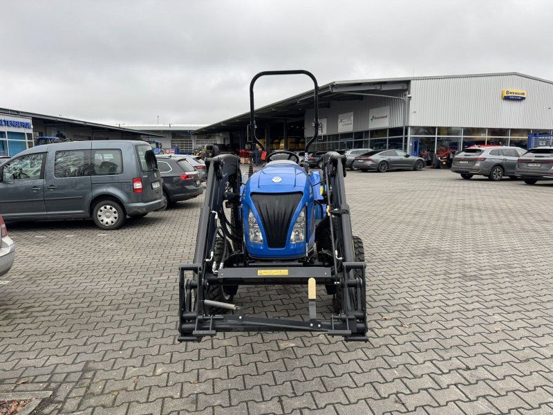 New Holland Boomer 50