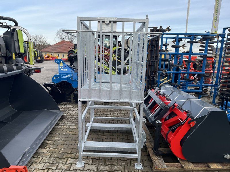 Fliegl Arbeitsbühne HOCH