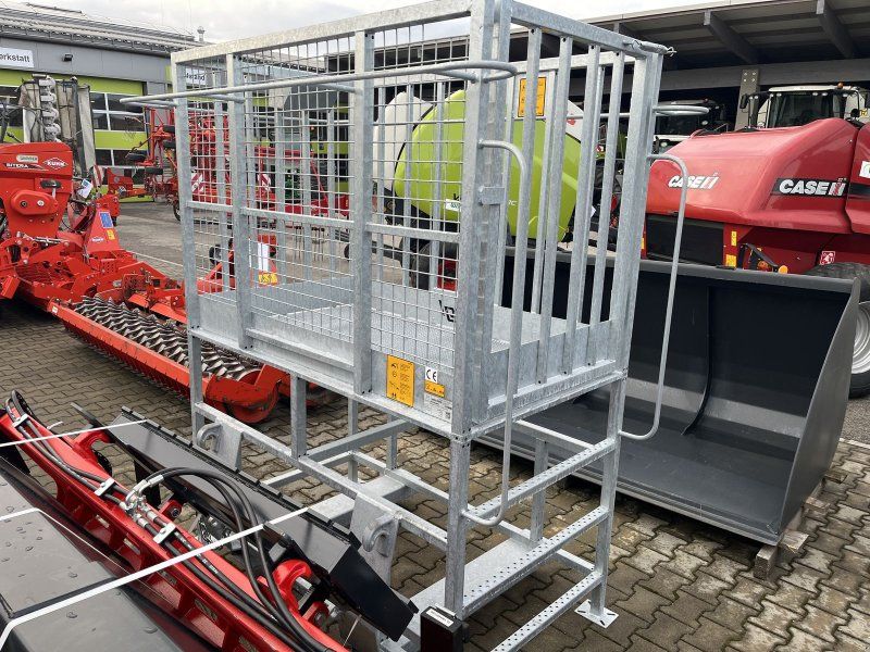 Fliegl Arbeitsbühne HOCH