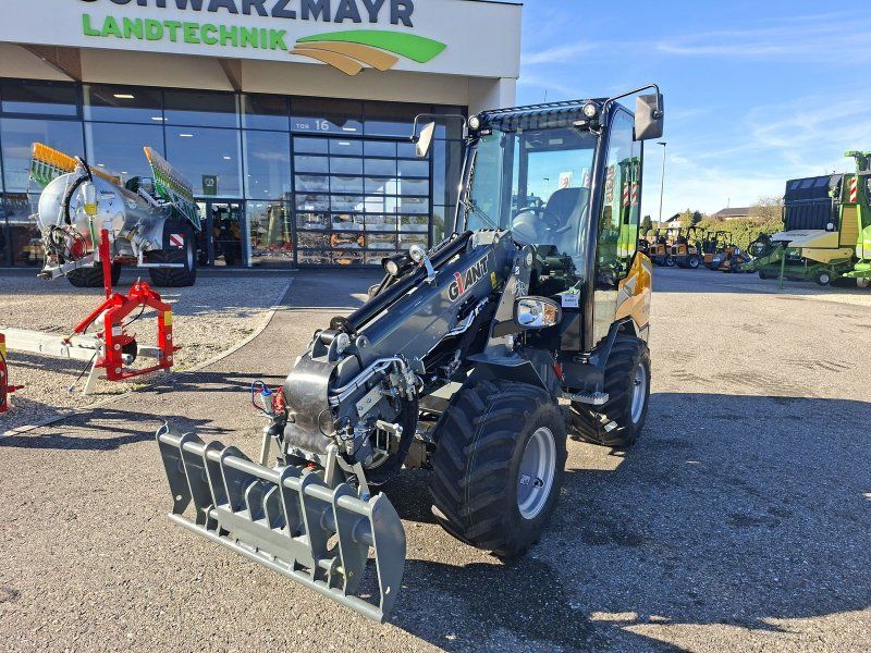 Giant G2700 HD+ TELE