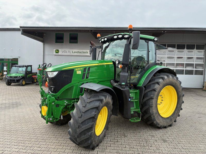 John Deere 6250R