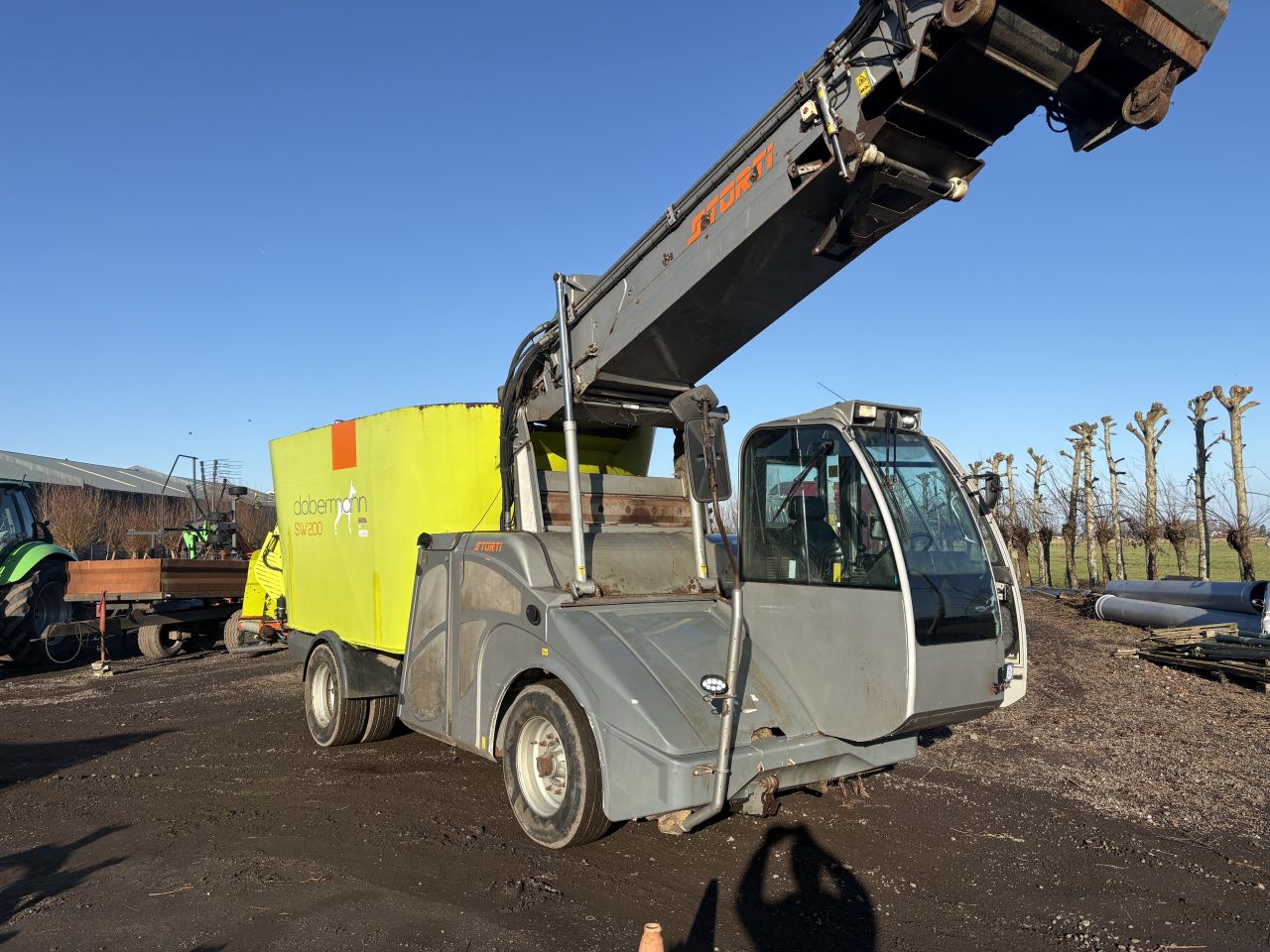 Storti doberman SW200